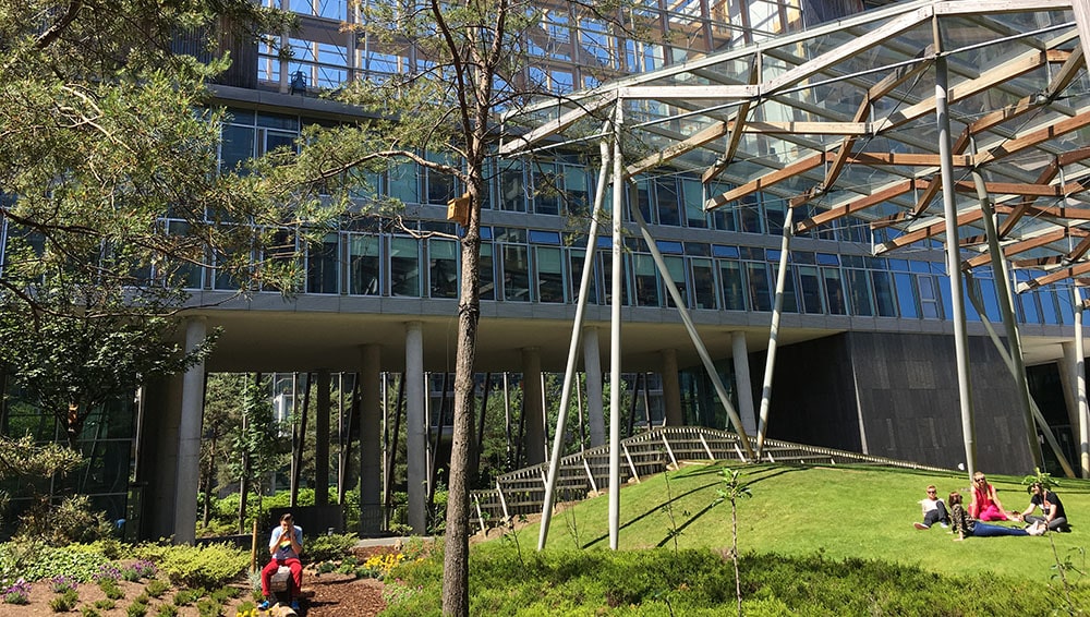 Exterior of the Elmpark Green buildings